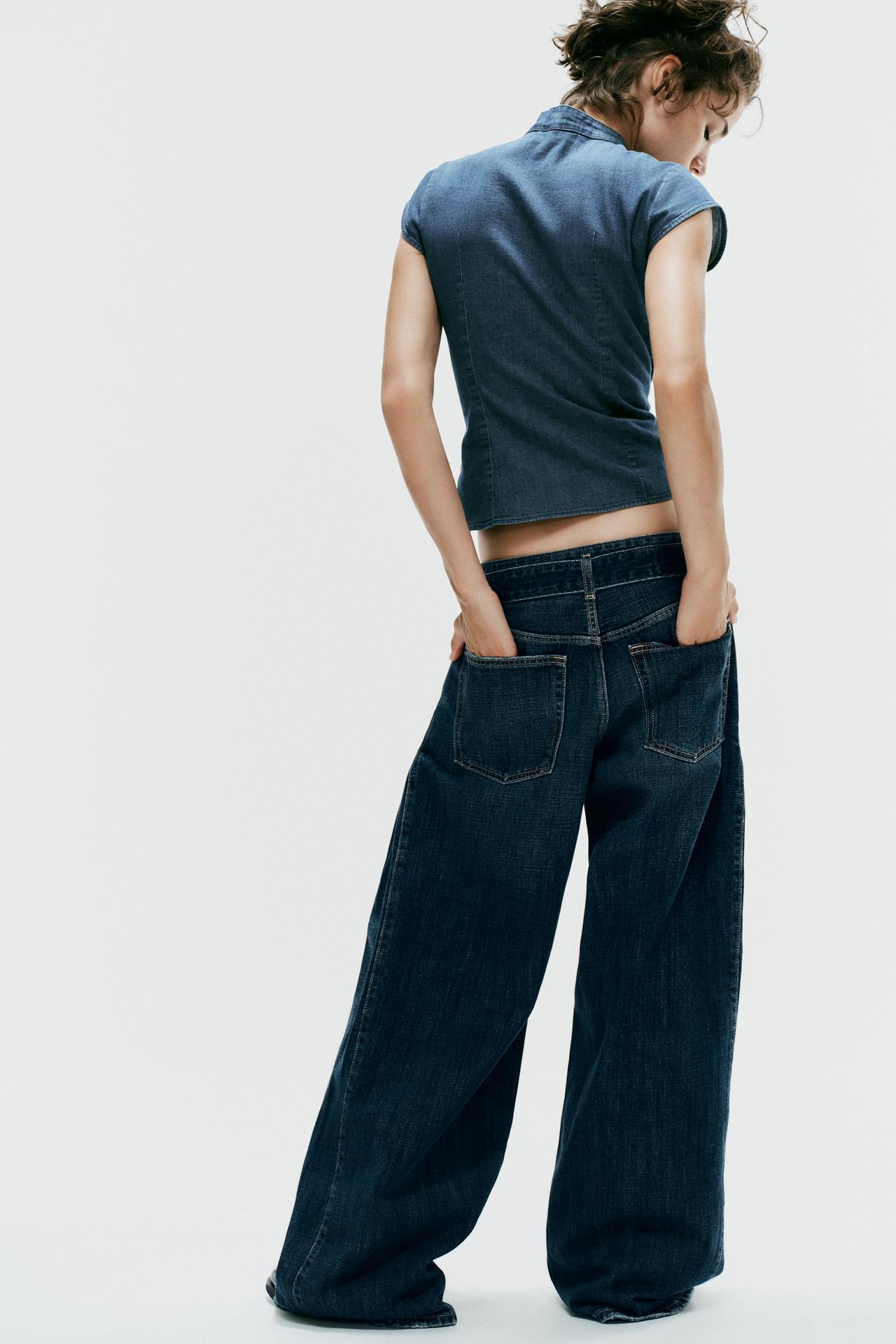 Low Rise Barrel Leg Jeans