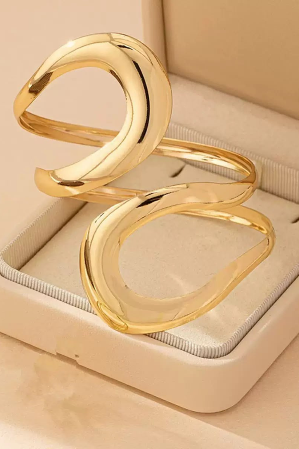 Aura Cuff