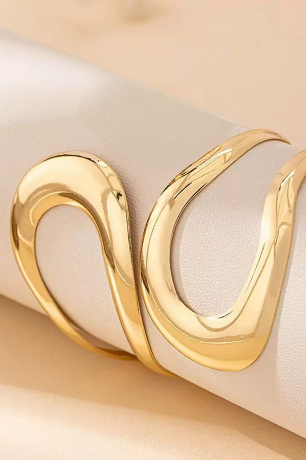 Aura Cuff