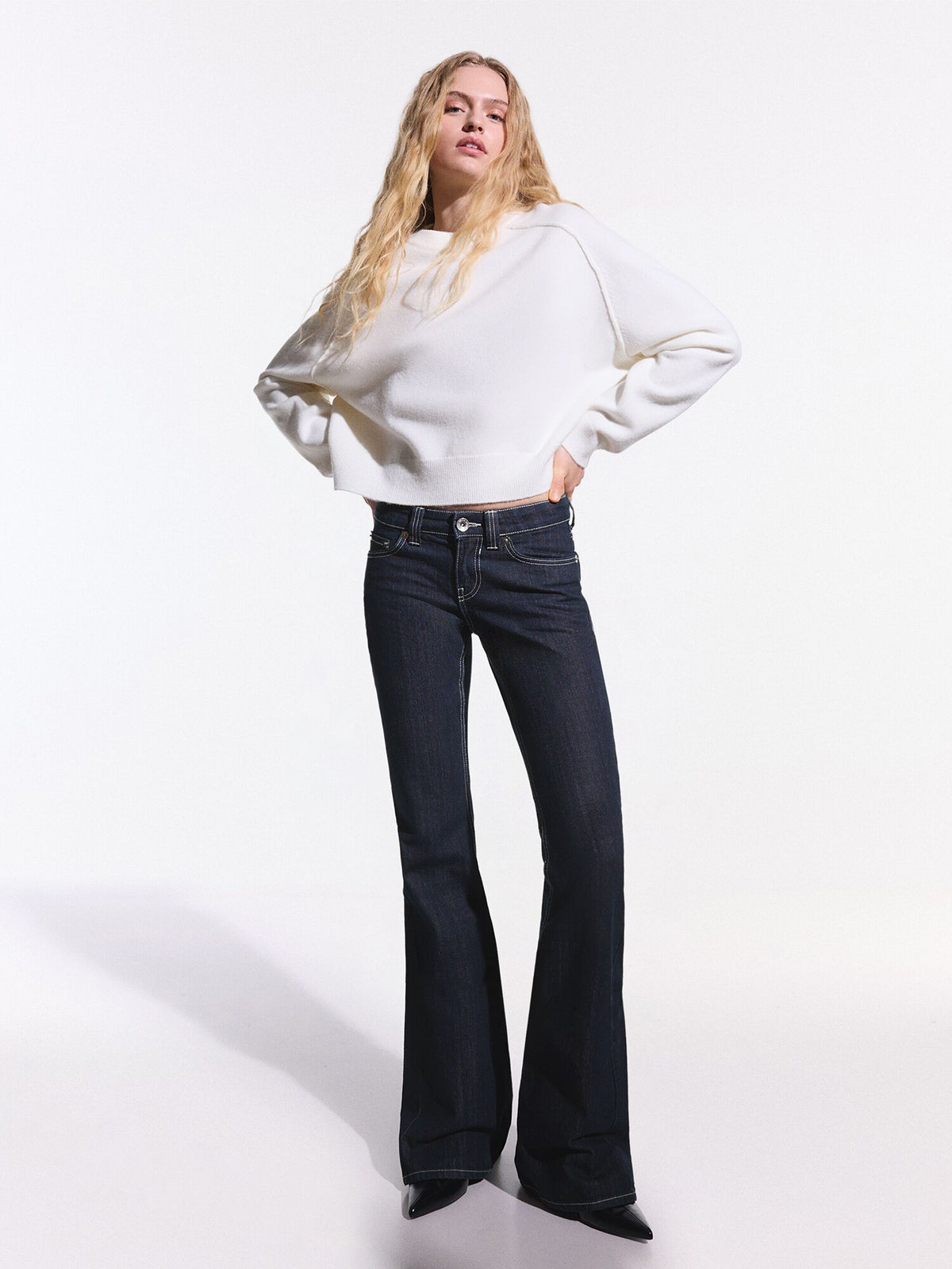 Remi Dark Rinse Flare Jeans - Navy