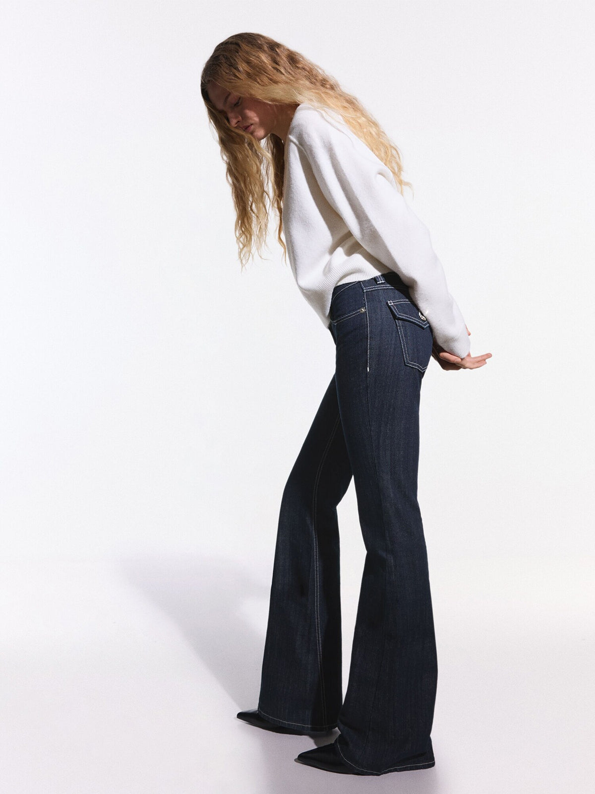 Remi Dark Rinse Flare Jeans - Navy
