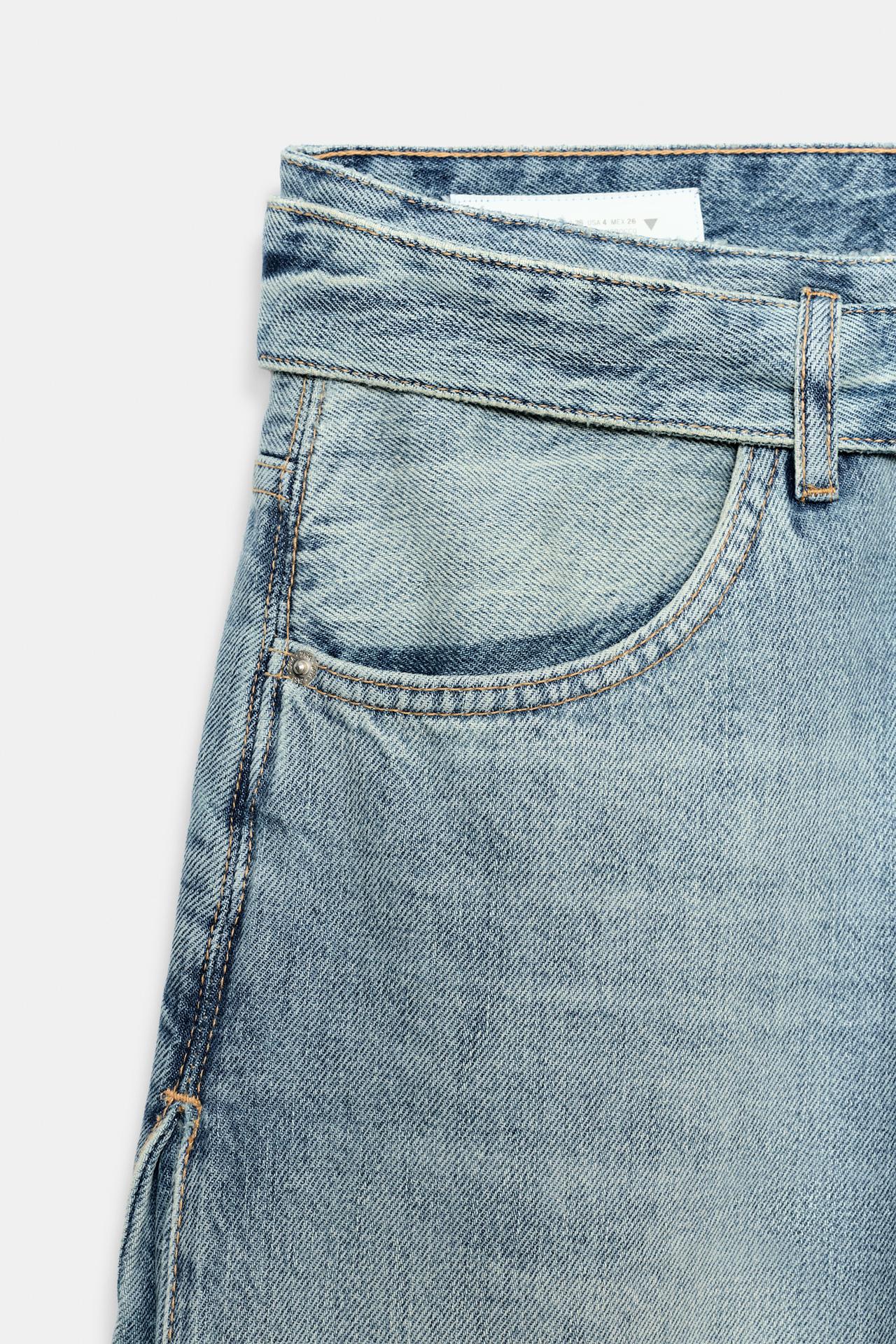 Low Rise Barrel Leg Jeans