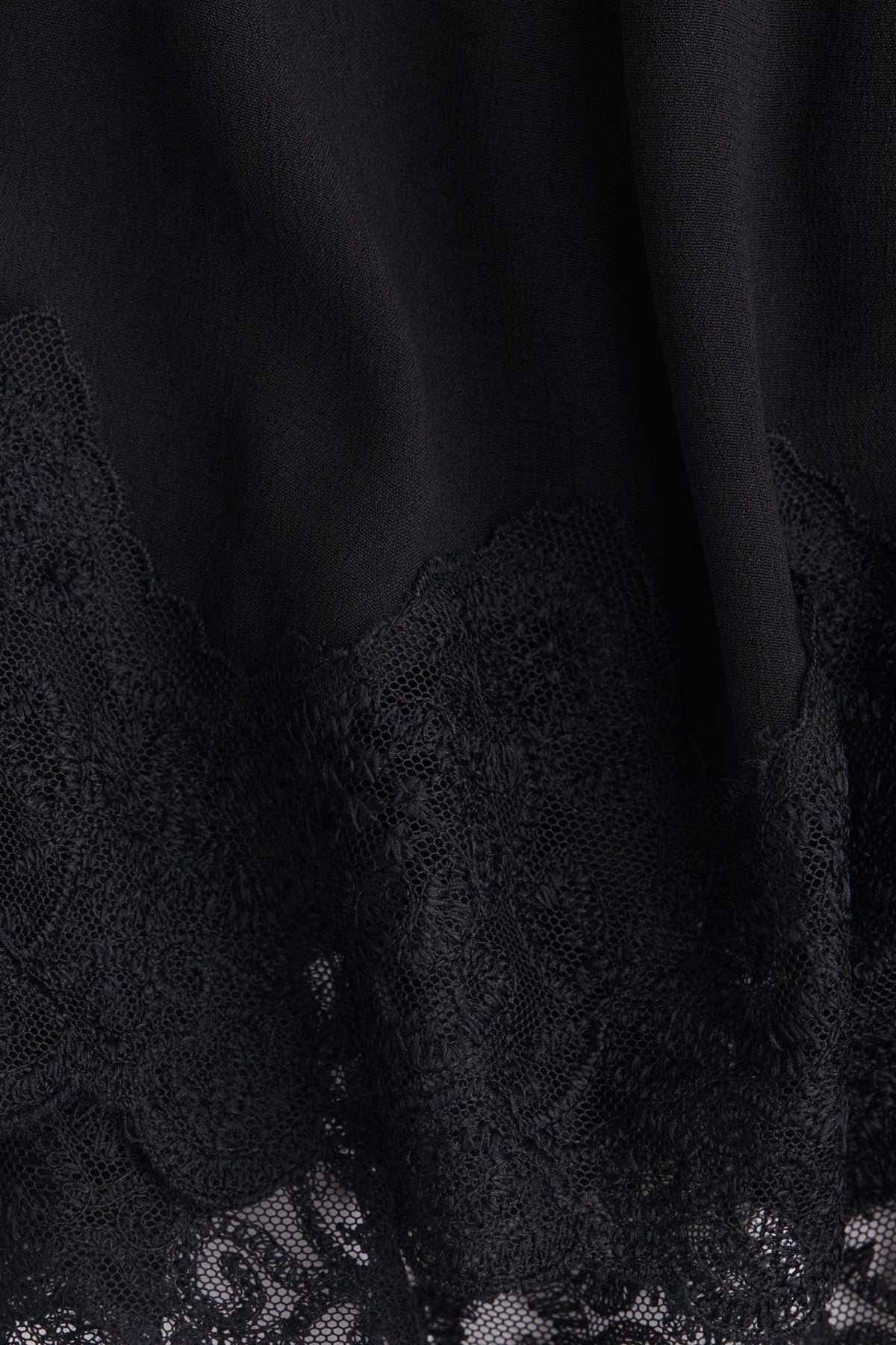 Lace Trim Balloon Sleeve Blouse