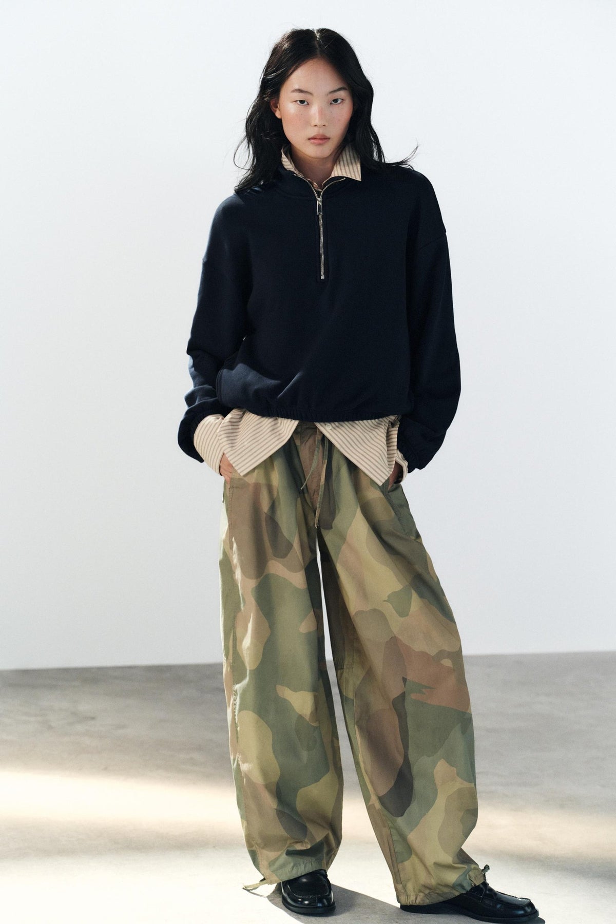 Harper Camo Drawstring Wide Leg Pants - Camo