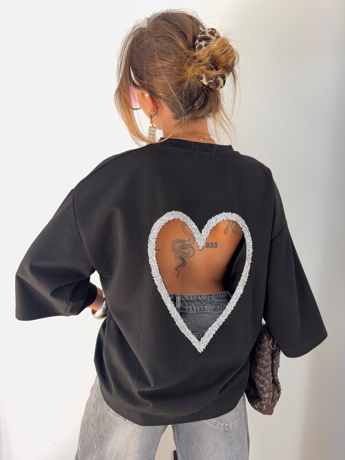 Juliet Heart Cutout Tee - Black