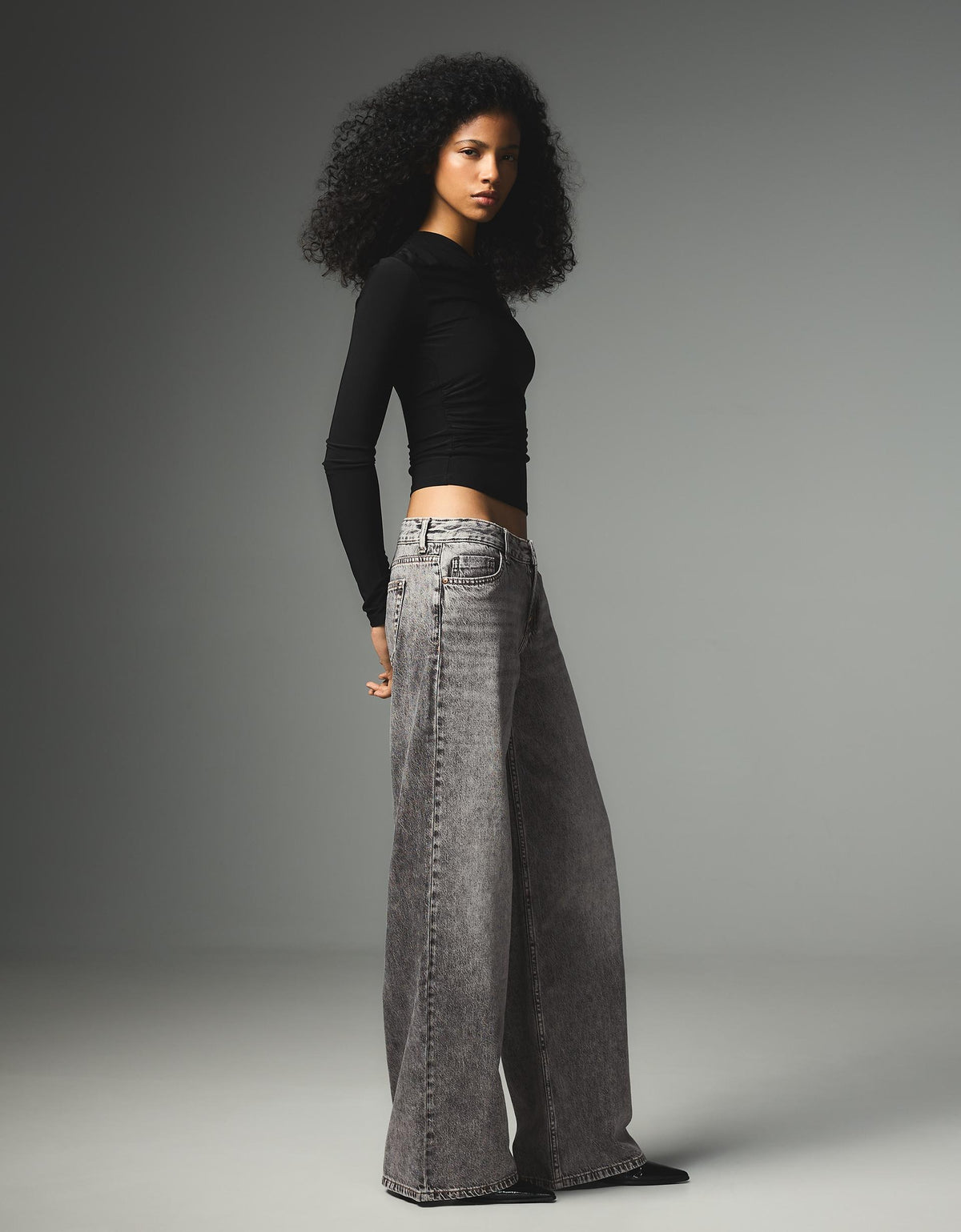 Sasha Grey Wash Low Rise Wide Leg Jeans - Grey